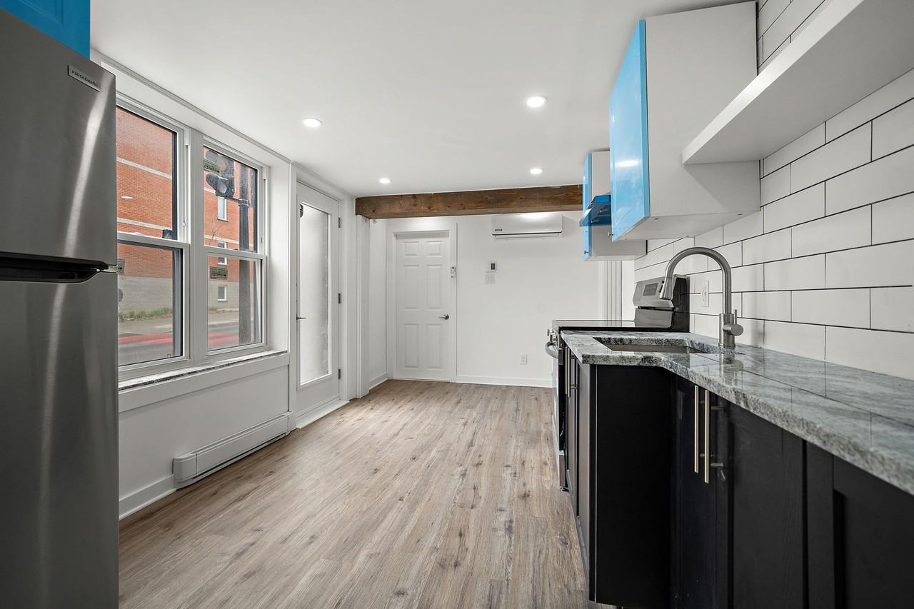 1808 Rue D'Iberville #1808 - Photo 6 of 16