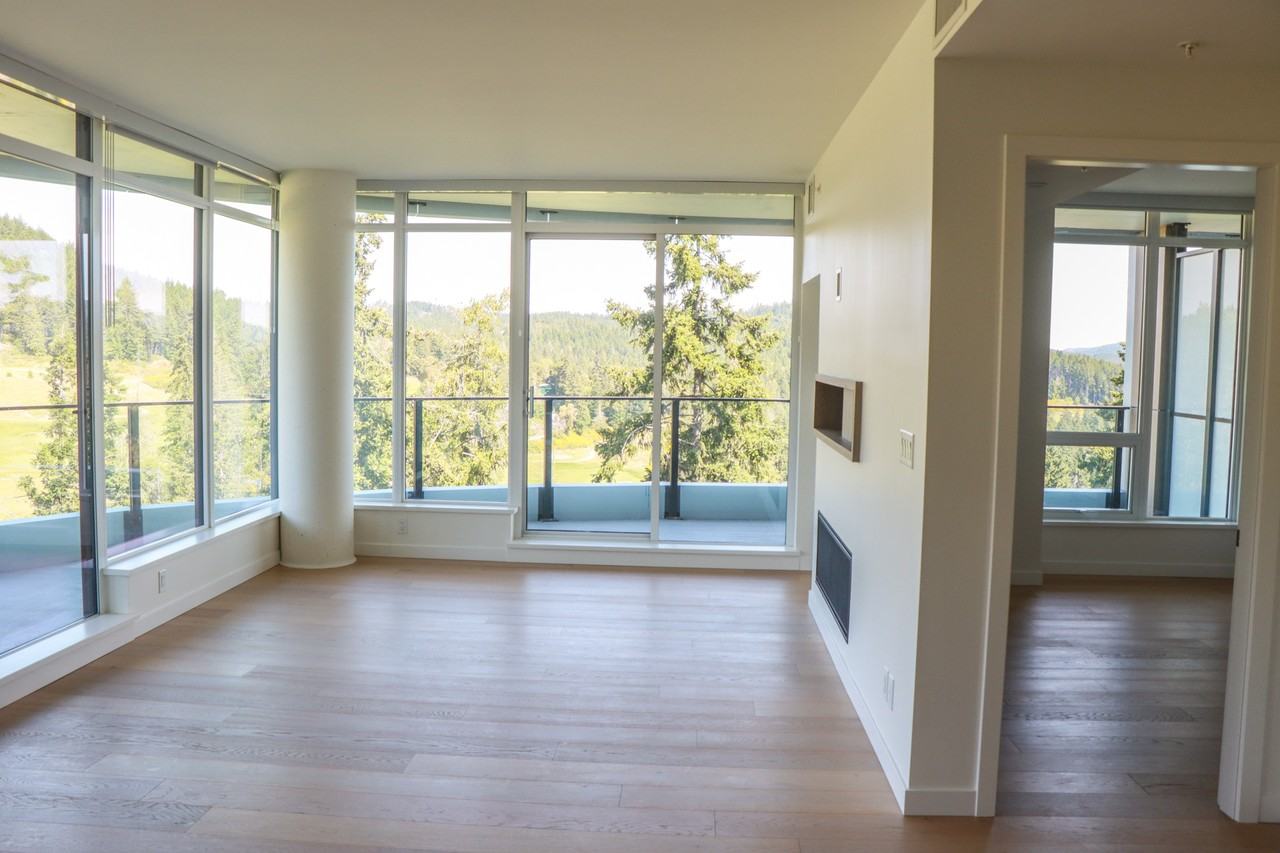 2000 Hannington Road #1018 - Photo 3 of 31