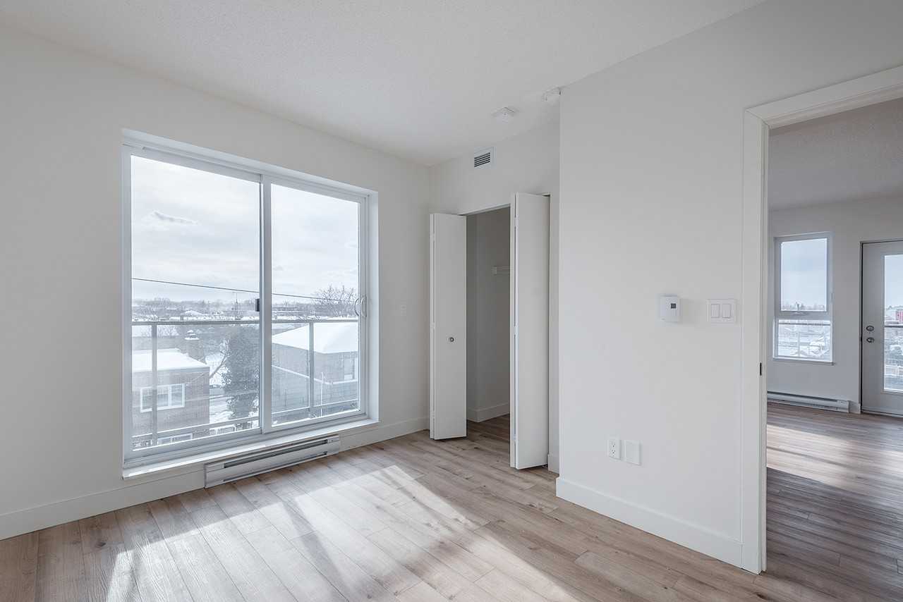 850 Carling Avenue #90 - Photo 2 of 5