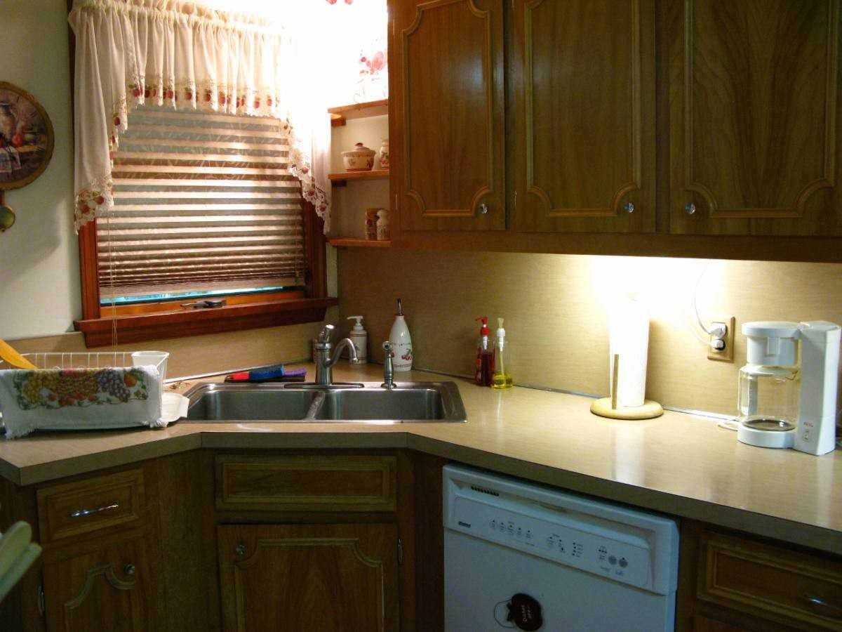 392 Hallowood Dr - Photo 7 of 20