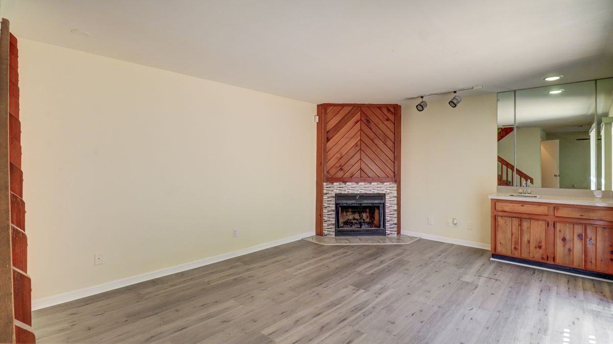 15206 W Pond Woods Dr - Photo 3 of 26