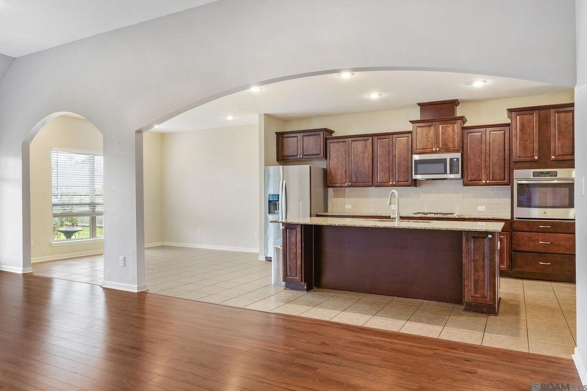 13440 Larch Ct - Photo 5 of 25
