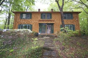 featured image of 510 Vineyard Rd #B