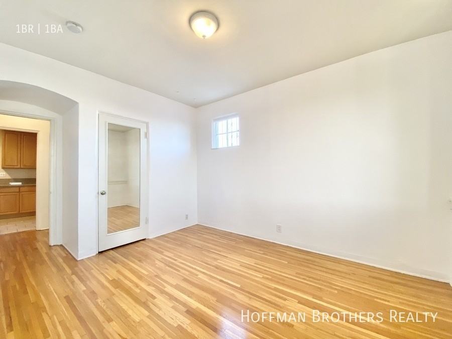 706 N Curson Ave #3 - Photo 6 of 8