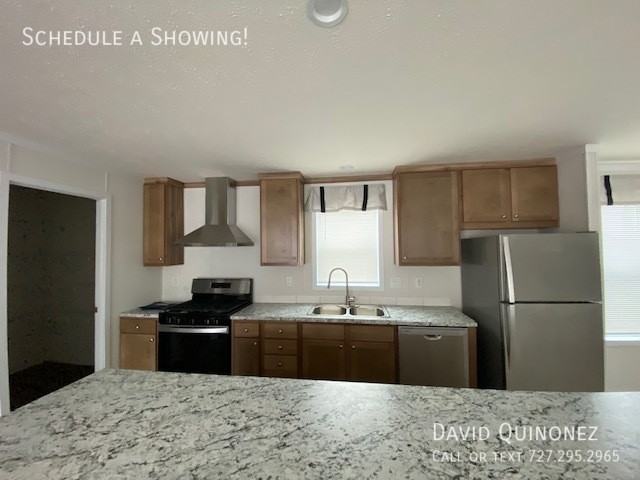 207 Mercer Dr - Photo 2 of 9