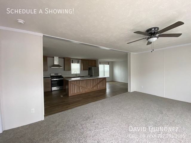 207 Mercer Dr - Photo 4 of 9