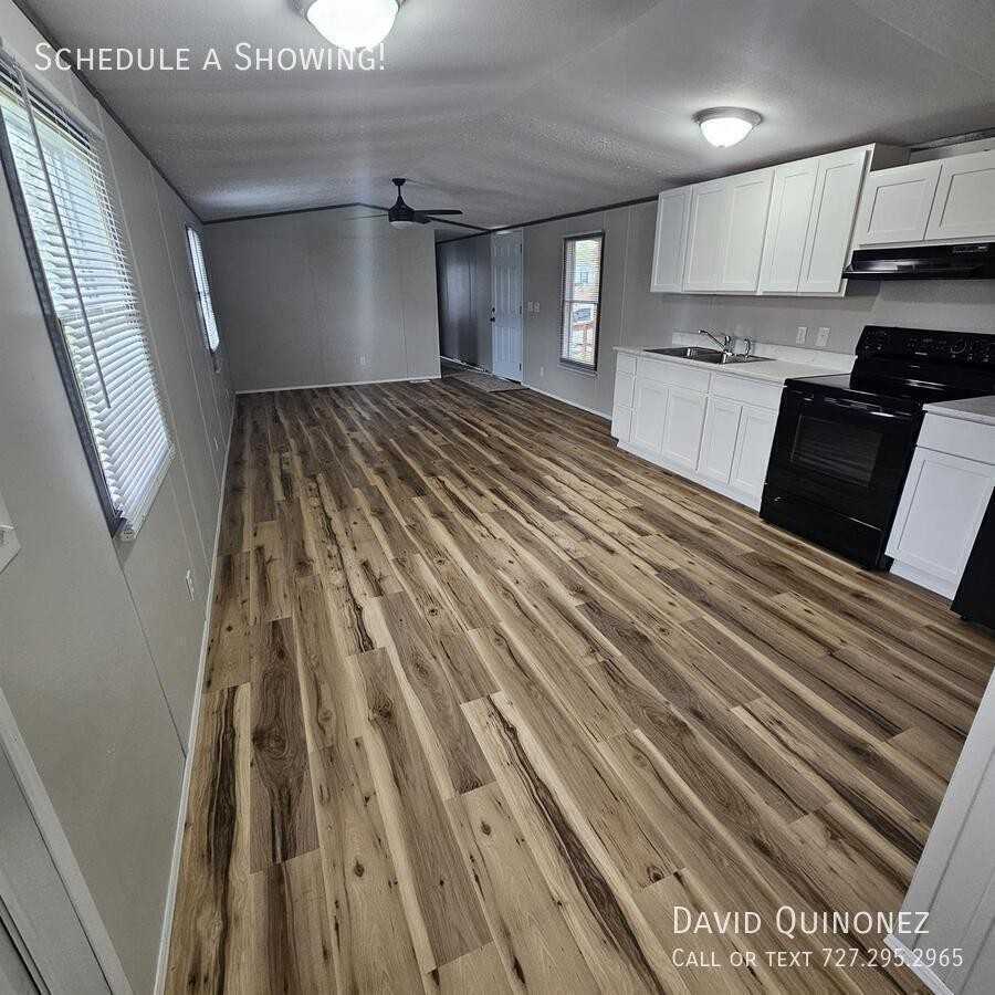 5610 Le Steele Blvd - Photo 3 of 8