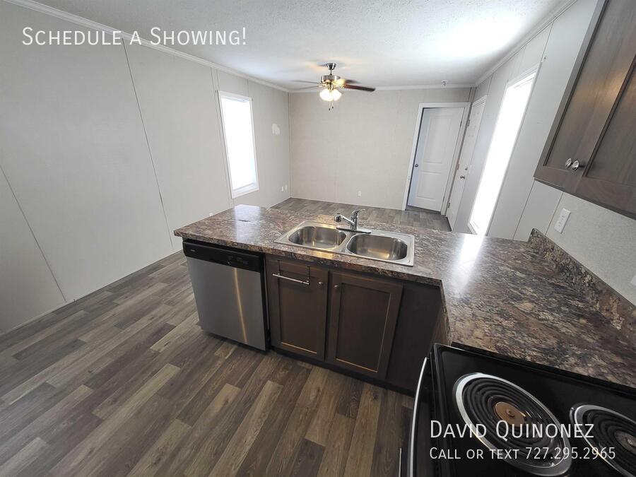 113 Eastwood Dr - Photo 2 of 8