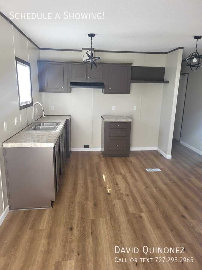 217 Eastwood Dr - Photo 2 of 11