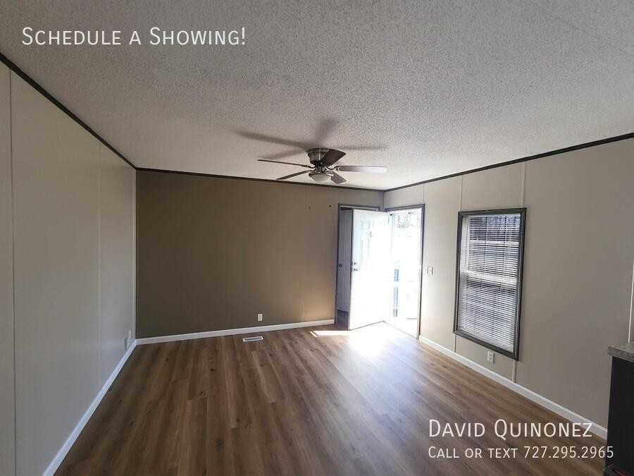 217 Eastwood Dr - Photo 3 of 11