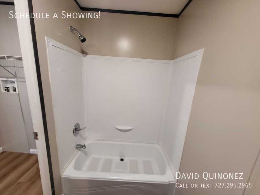 217 Eastwood Dr - Photo 5 of 11