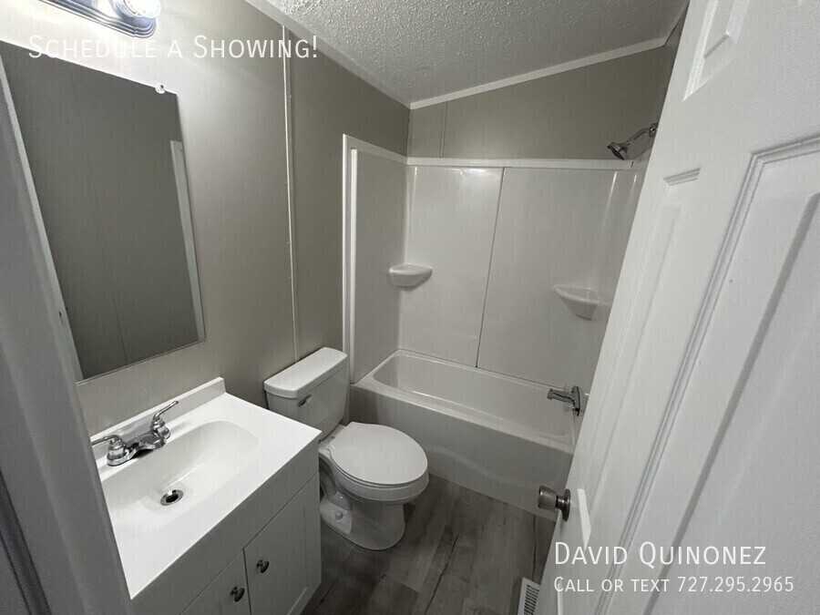 234 N Blackwood Dr - Photo 3 of 8