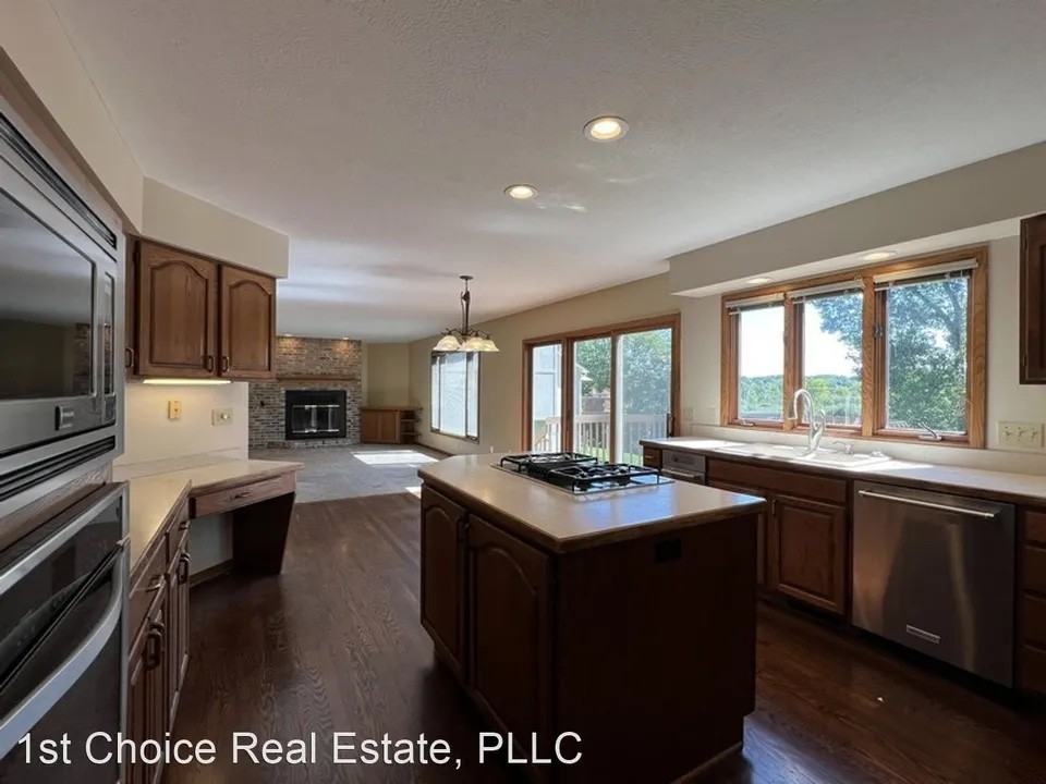 4216 Mariner Ln #NA - Photo 2 of 24