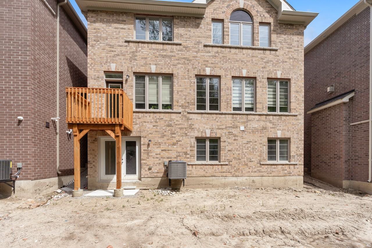1494 Davis Loop - Photo 4 of 44