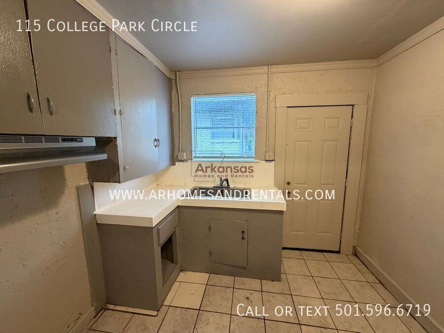 115 College Park Cir - Photo 4 of 11