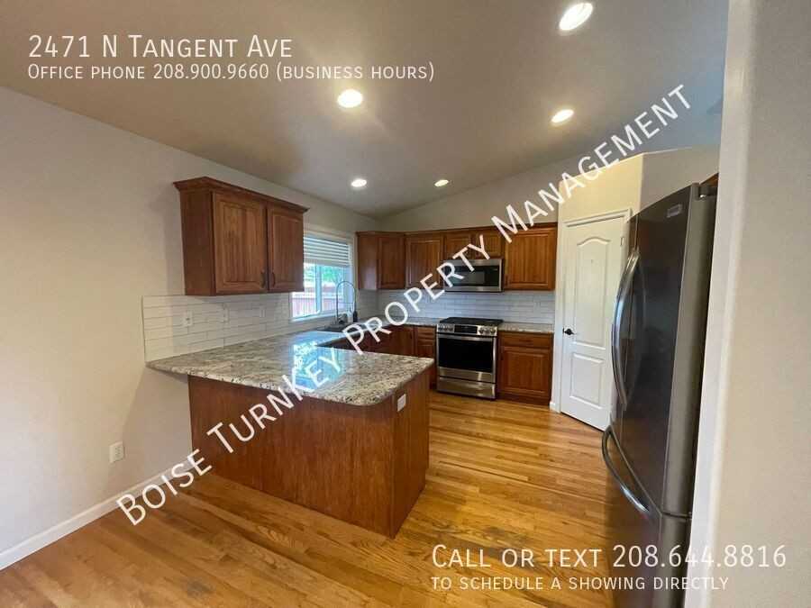2471 N Tangent Ave - Photo 6 of 50