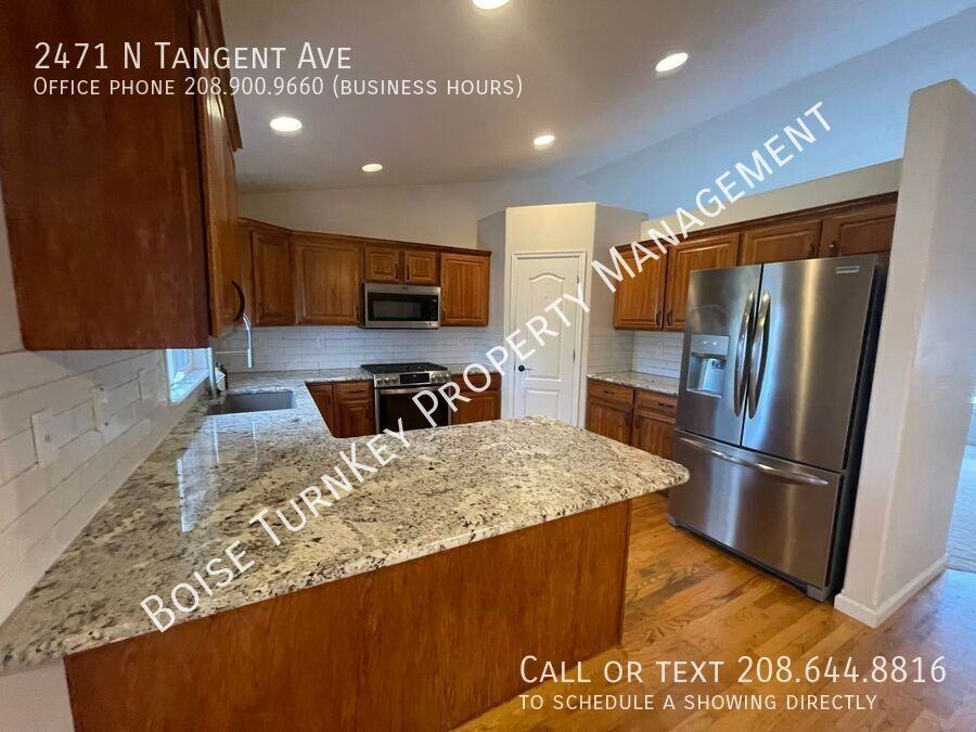 2471 N Tangent Ave - Photo 7 of 50