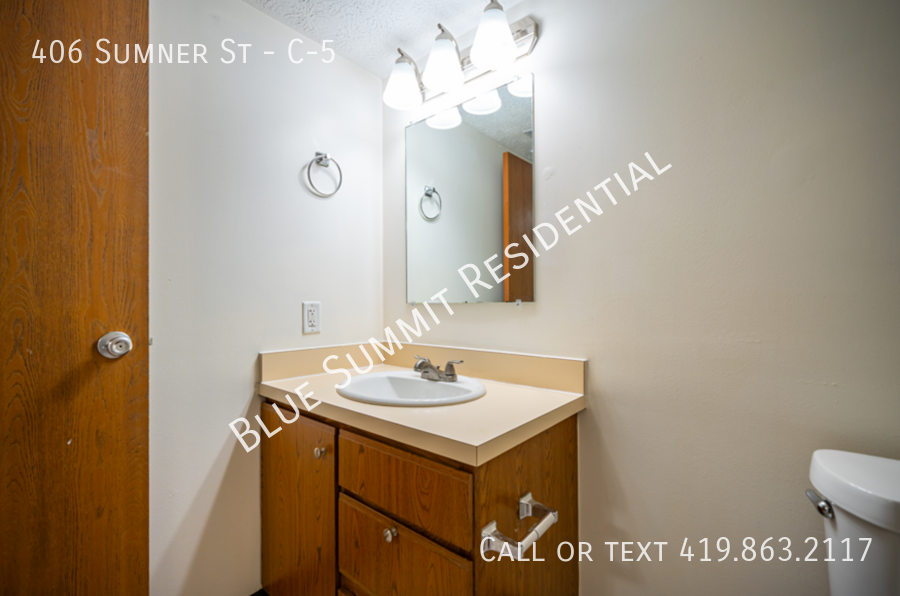 406 Sumner St #C5 - Photo 3 of 11
