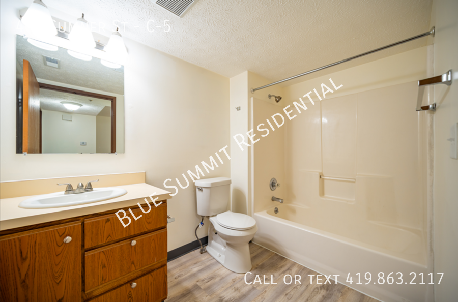406 Sumner St #C5 - Photo 4 of 11