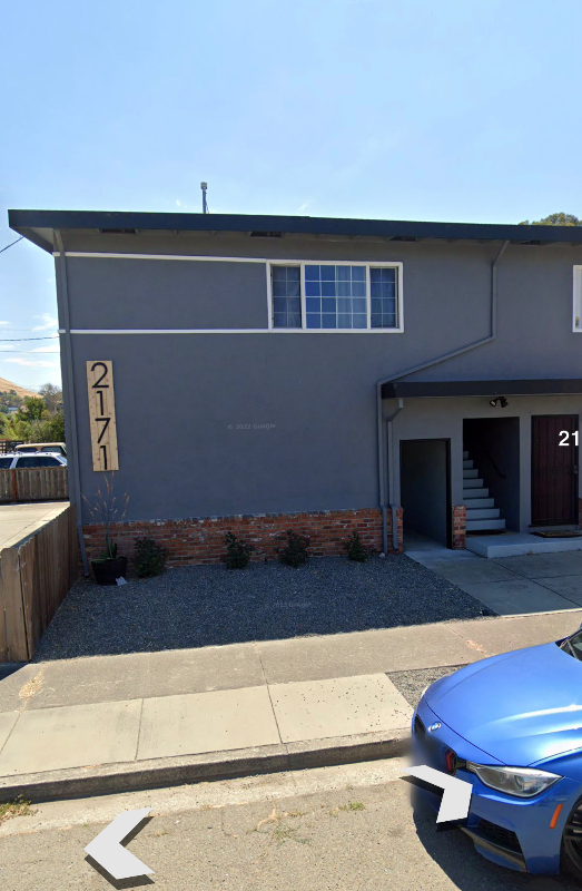 2171 Peach St - Photo 5 of 12