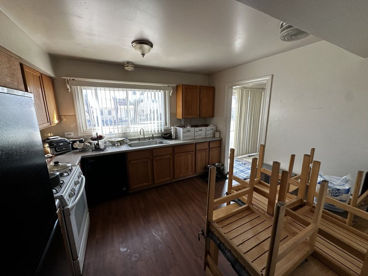 2199 London Dr - Photo 3 of 13