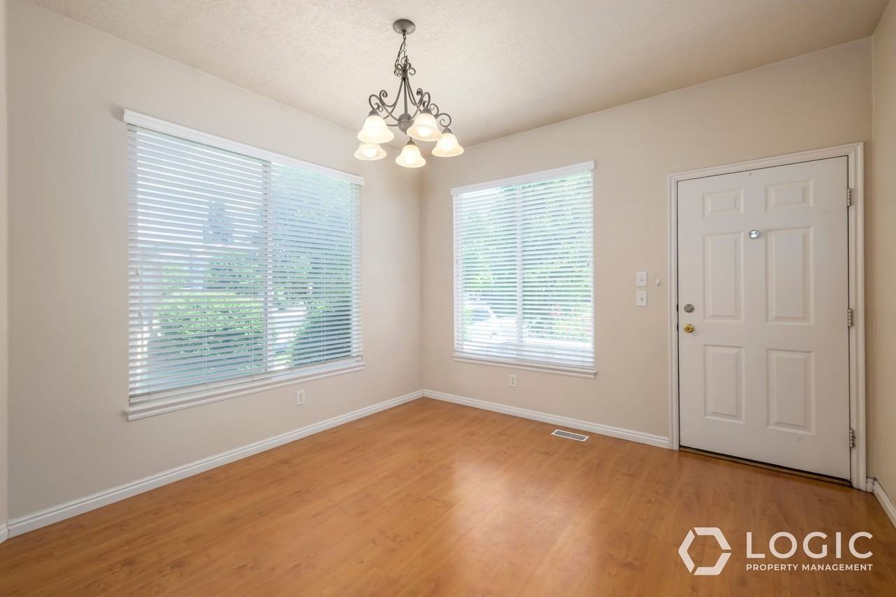 9526 S Fairway View Dr - Photo 5 of 22
