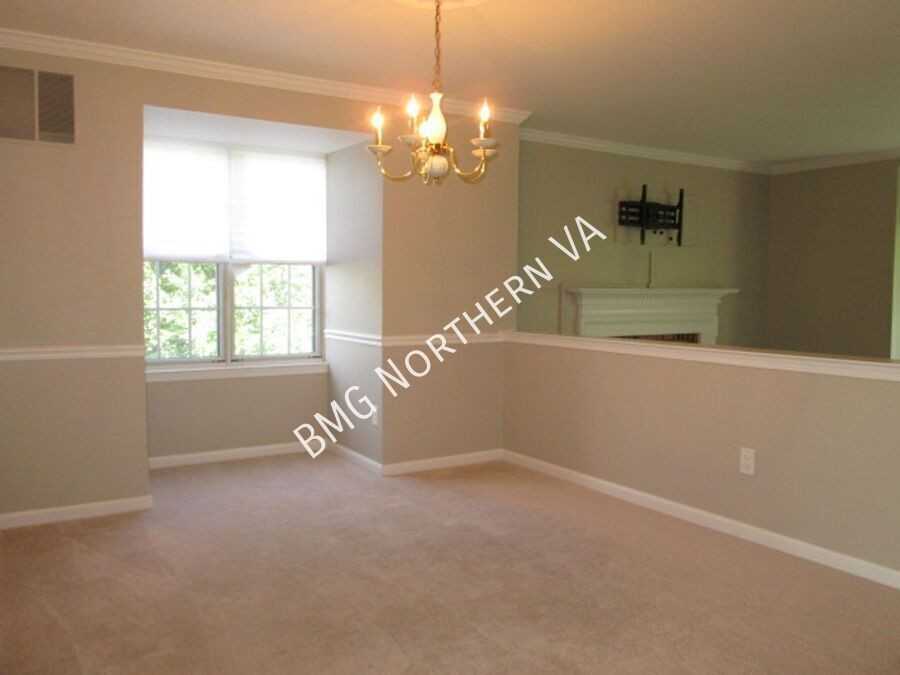 21108 Twinridge Sq - Photo 7 of 29