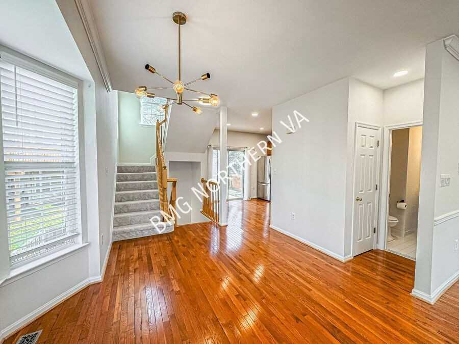 4647 Flatlick Branch Dr - Photo 7 of 38