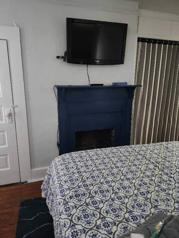 200 Somewhere Ave - Photo 3 of 8