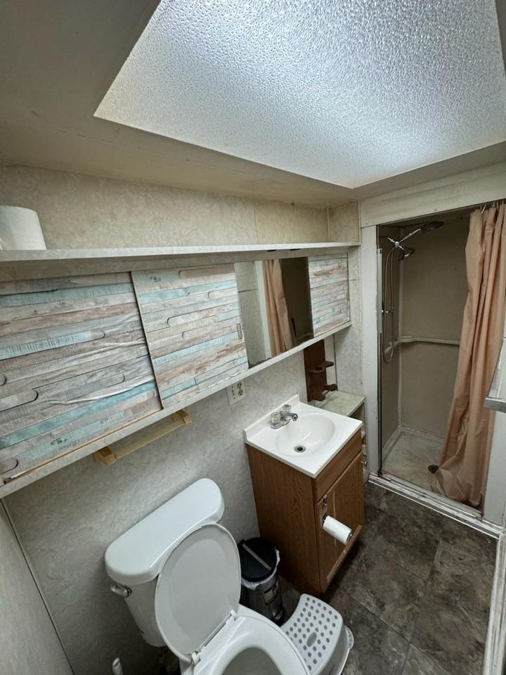 4 Ann St #8ANN7 - Photo 5 of 10