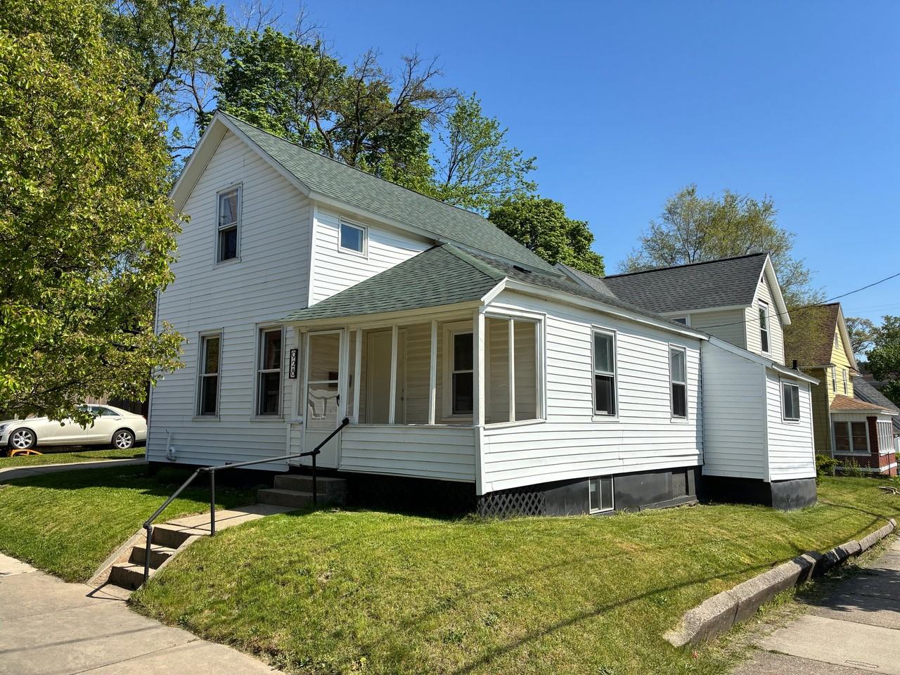 928 Baxter St Se