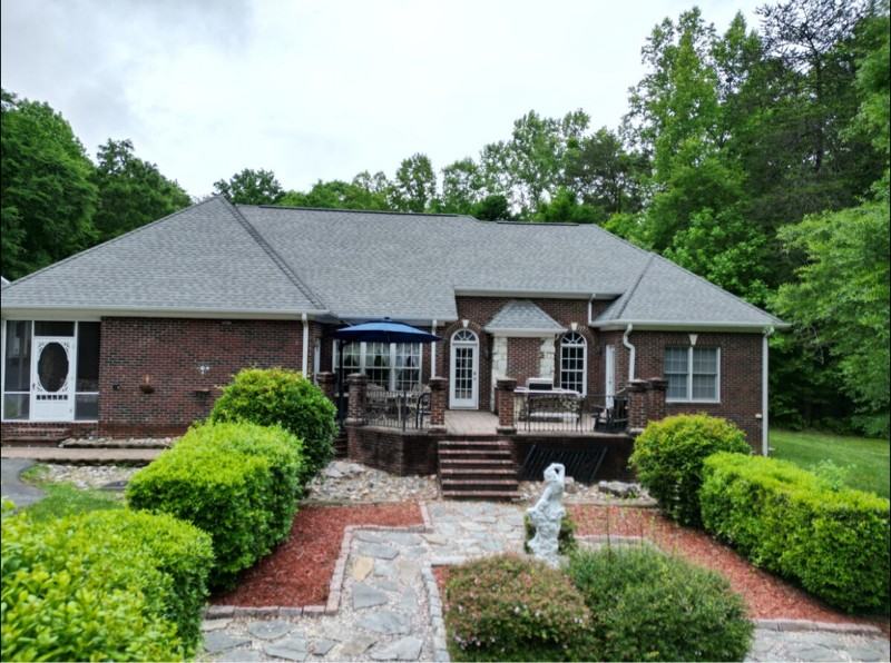 3709 Woodburn Dr - Photo 2 of 16