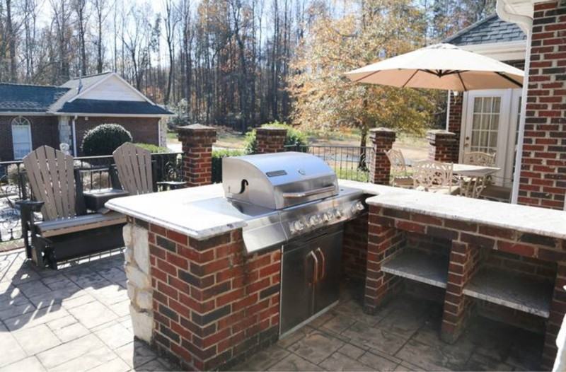 3709 Woodburn Dr - Photo 5 of 16