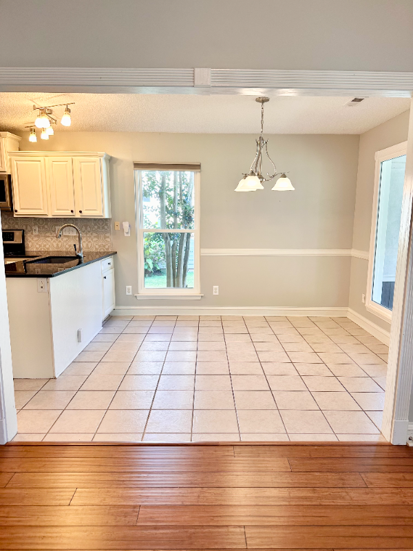 10223 Bon Meade Ln - Photo 6 of 17