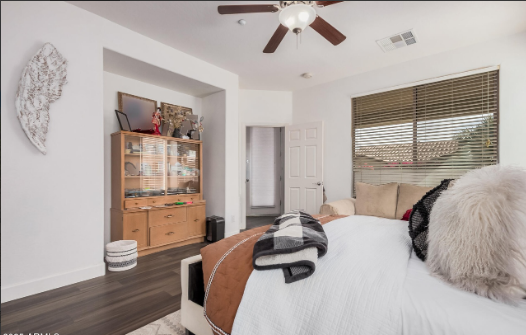 12335 W Rosewood Ln - Photo 7 of 13