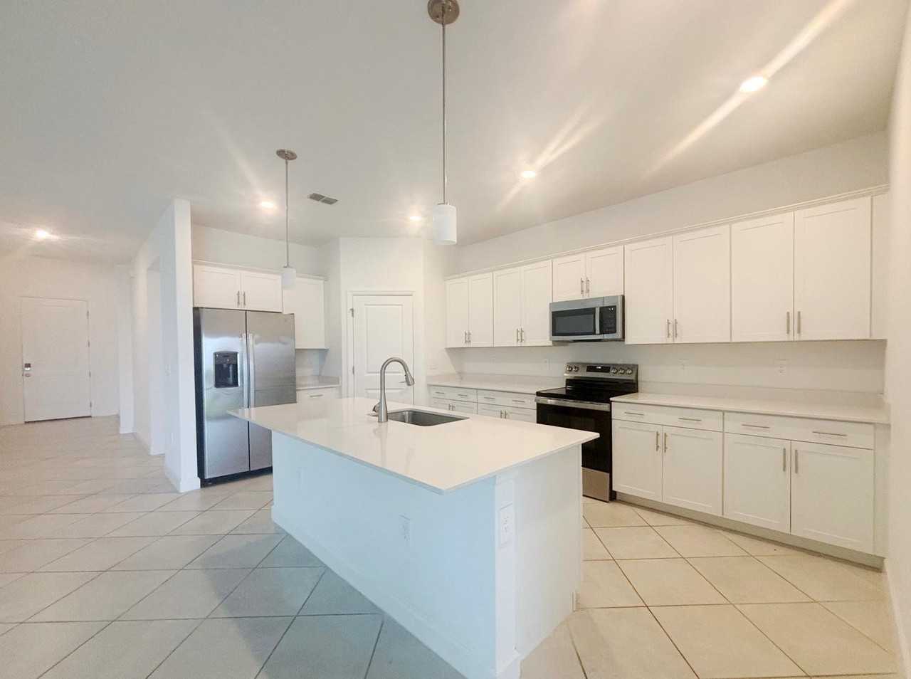 8318 Waterscape Rd - Photo 5 of 22