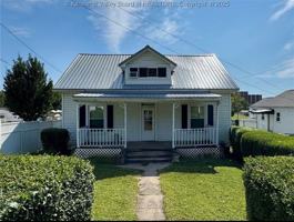 featured image of 4023 Fairlawn Ave #2