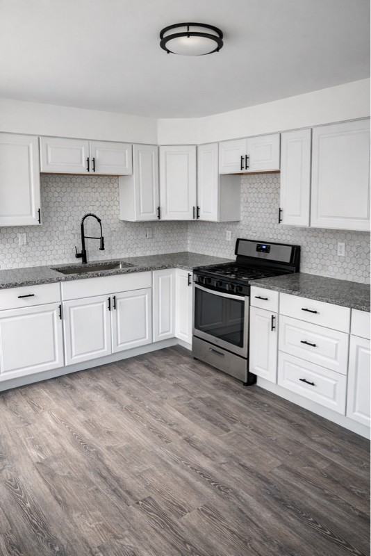 3876 W 17th St - Photo 2 of 26