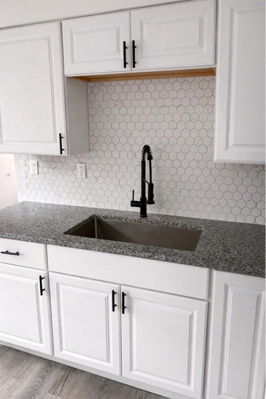 3876 W 17th St - Photo 3 of 26