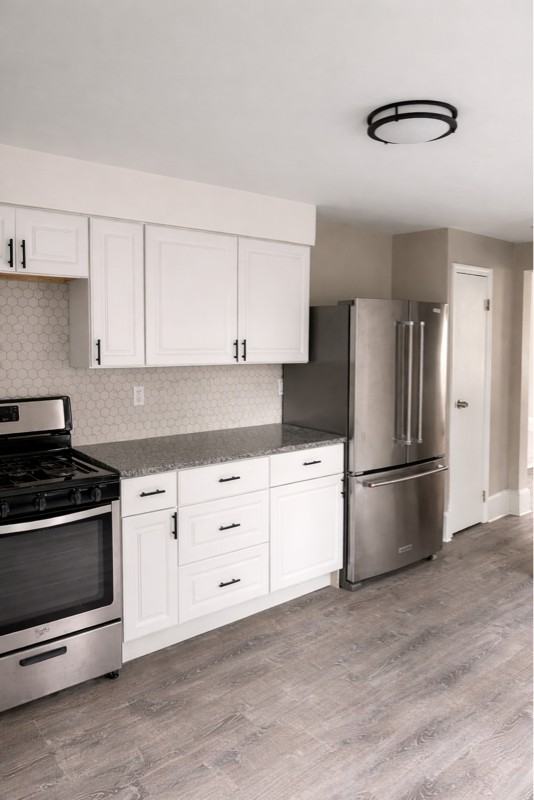 3876 W 17th St - Photo 5 of 26