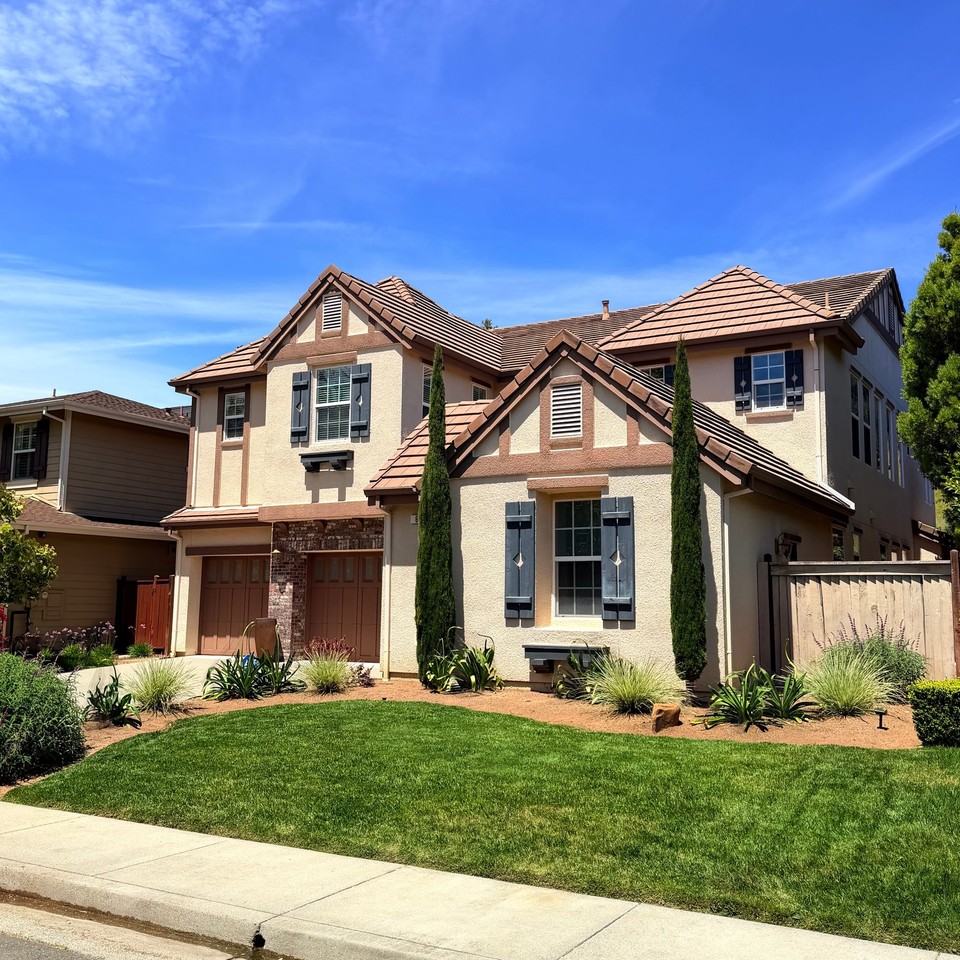 60 Laurelwood Dr