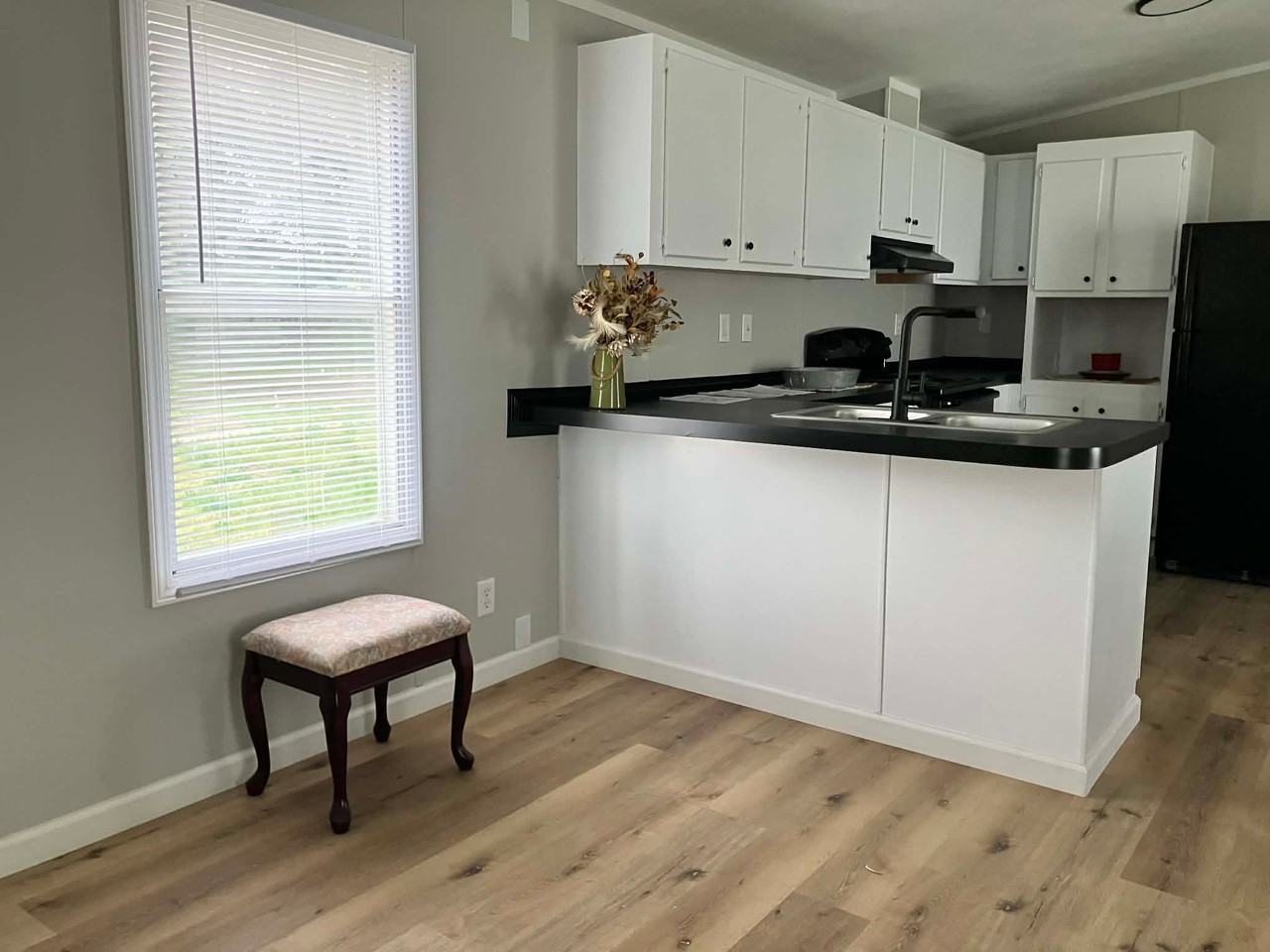 19 Deerwood Park - Photo 3 of 14