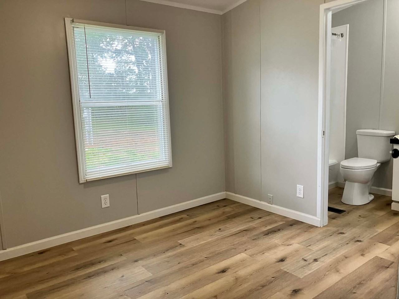 19 Deerwood Park - Photo 7 of 14