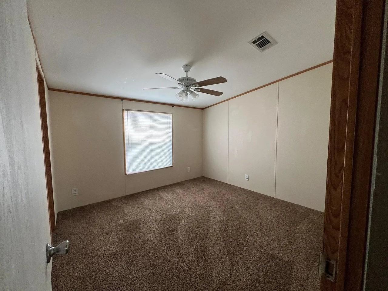 1085 County Road - Photo 7 of 11