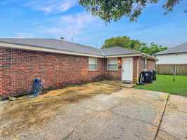 featured image of 2512 Mexico St
