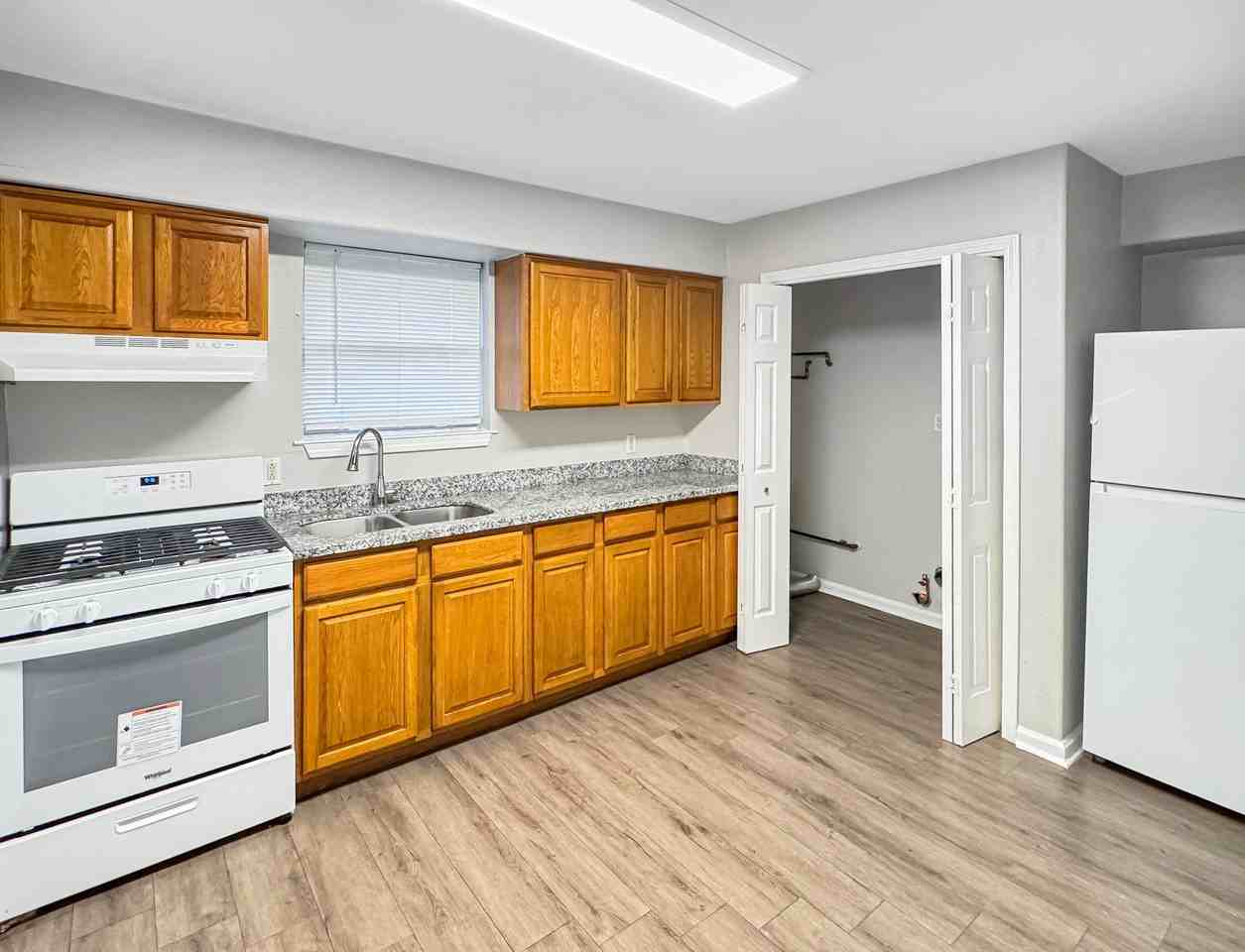 2512 Mexico St - Photo 3 of 7