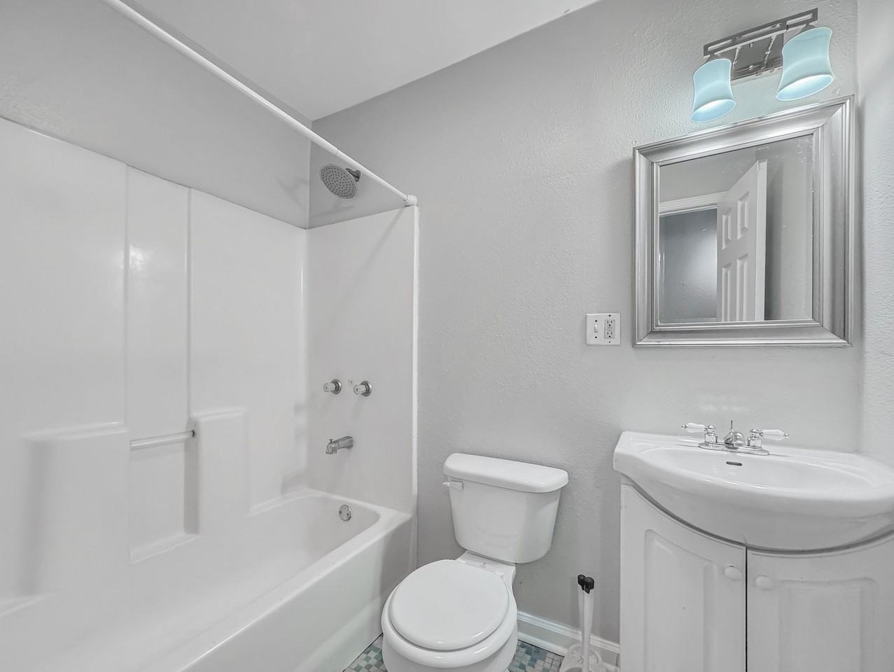 2512 Mexico St - Photo 5 of 7