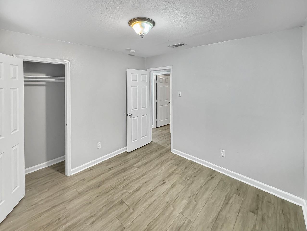 2512 Mexico St - Photo 6 of 7