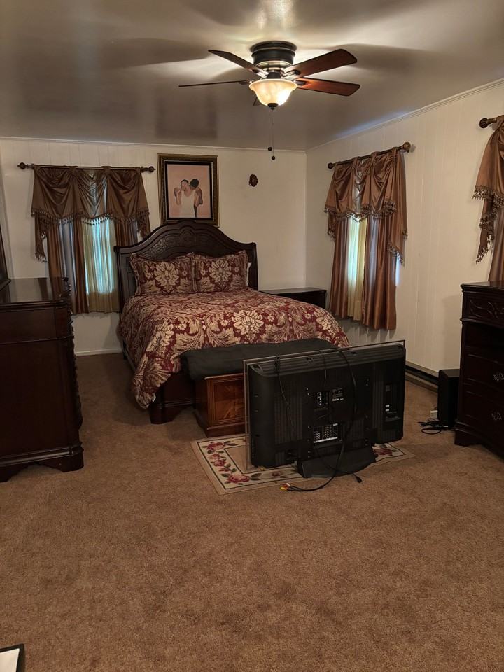 7407 Orcutt Ave - Photo 7 of 10
