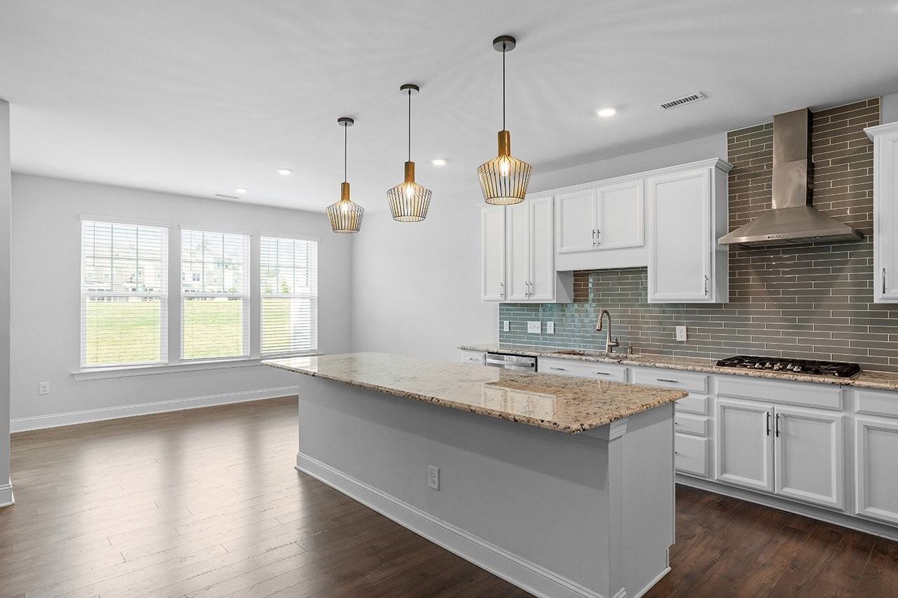 218 Amethyst Way - Photo 5 of 20